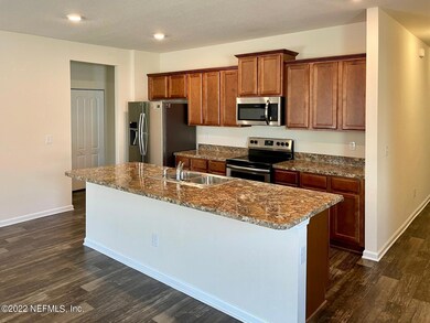 9118 Tapper Ct, Jacksonville, FL 32211 - photo 7