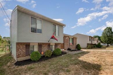 001_13ferndalecourt03-edit_246
