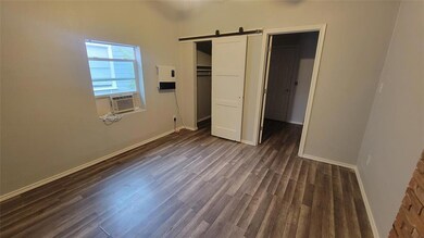 1004 W Lone Star Ave, Cleburne, TX 76033 - photo 4