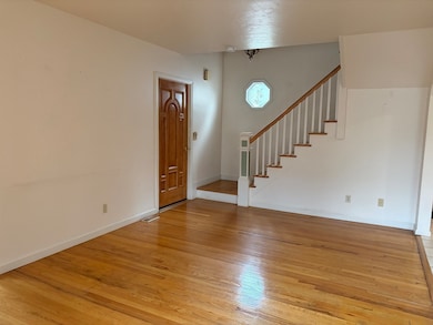 270 Coburn Ave, Worcester, MA 01604 - photo 4