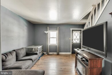 306 E Linden St, Clayton, NJ 08312 - photo 2