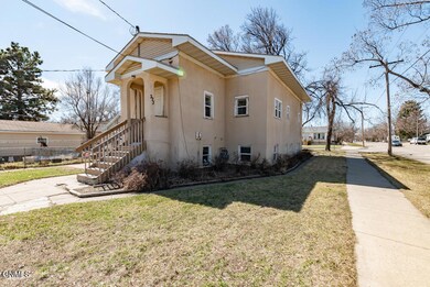 323 N 19th St MLS-33