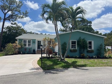 6453 S Ficus Ln, Lake Worth, FL 33462 - photo 5