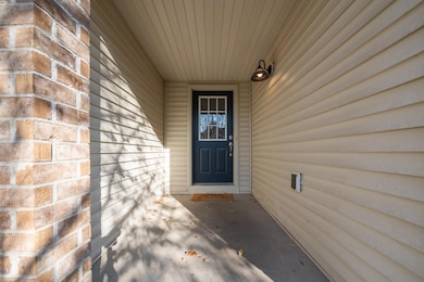 8382 Cedarview Cir, Savage, MN 55378 - photo 2