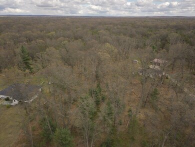 0 0 M-37 unit 21017059, Bitely, MI 49309 - photo 4