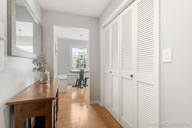 24-web-or-mls-15704-longview-ln