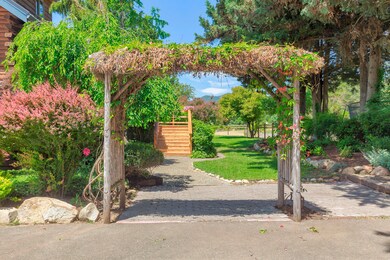 14921applegate020