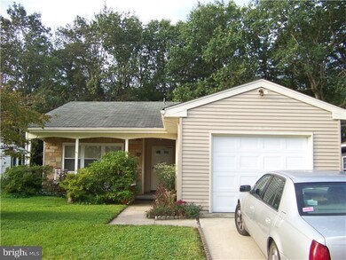 39 Dorchester Dr, Southampton, NJ 08088 - photo 3