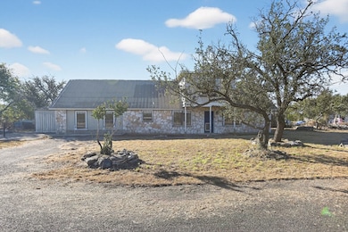 103 S High Dr, Kerrville, TX 78028 - photo 2
