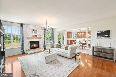 43272 Heavenly Cir, Leesburg, VA 20176 - photo 6