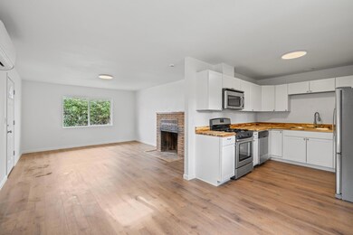 955 SE M St, Grants Pass, OR 97526 - photo 5