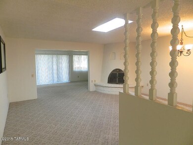 Living from frnt entry