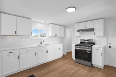 3570 Dover Rd, Columbus, OH 43204 - photo 7