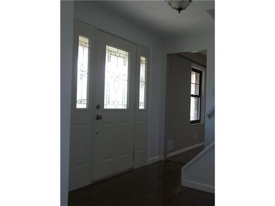 Entry/Foyer.