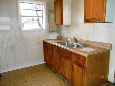 600 S Brittain St, Shelbyville, TN 37160 - photo 4