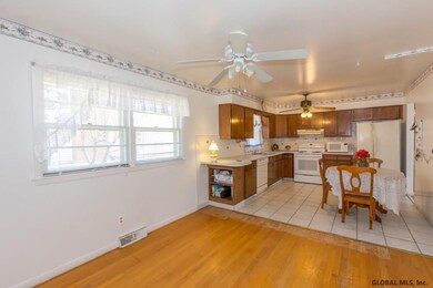 4 Marietta Dr, Albany, NY 12205 - photo 5