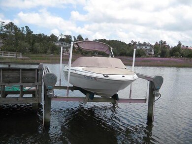 Boat lift