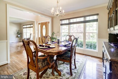 9504 Thornton Woods Way, Columbia, MD 21046 - photo 4