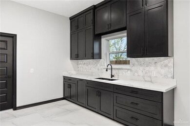 708 Marissa Dr, Alamo, TX 78516 - photo 6