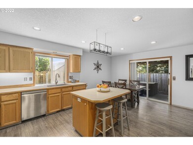 20722 SW Naples Ct, Beaverton, OR 97078 - photo 7