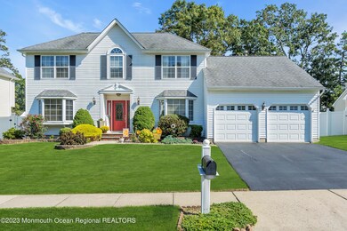 14 Cambridge Dr, Howell, NJ 07731 - photo 2