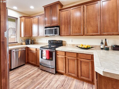 2611 Mill Creek Ln, Hubbard, OR 97032 - photo 3