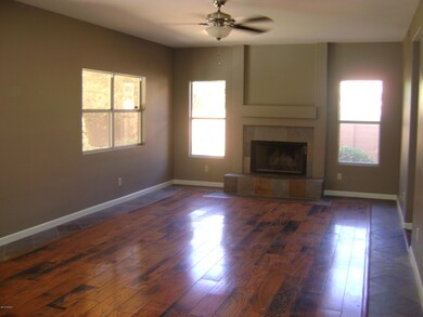 1217 E Lighthouse Ct, Gilbert, AZ 85234 - photo 3