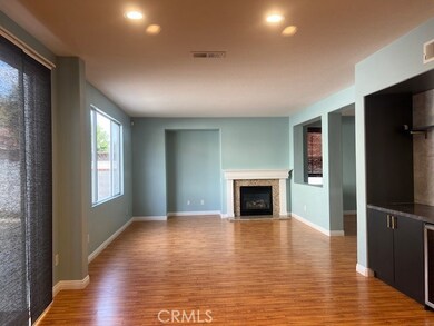 927 W Paramount St, Azusa, CA 91702 - photo 3