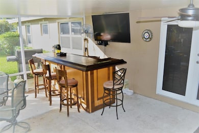 6606 Osborne Dr, Lake Worth, FL 33462 - photo 7