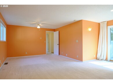 3747 Keeler Ave, Eugene, OR 97401 - photo 7