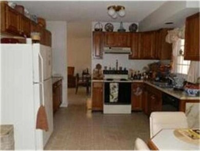 91 Barre Rd, Hubbardston, MA 01452 - photo 5