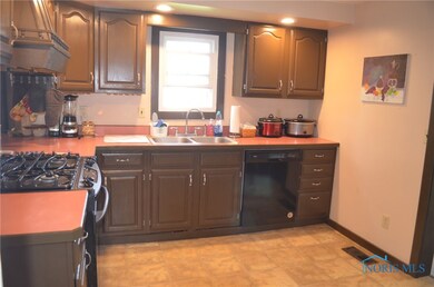 119 S 2nd St, North Baltimore, OH 45872 - photo 7