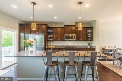 9048 Isabel Ln, Manassas Park, VA 20111 - photo 2