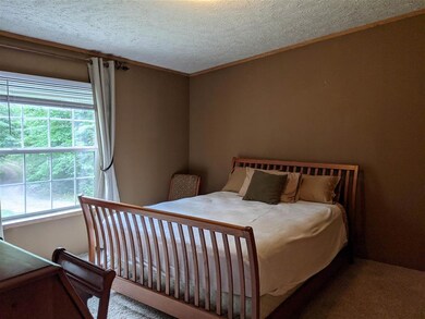 108 Riverwood Cir, Effingham, NH 03882 - photo 5