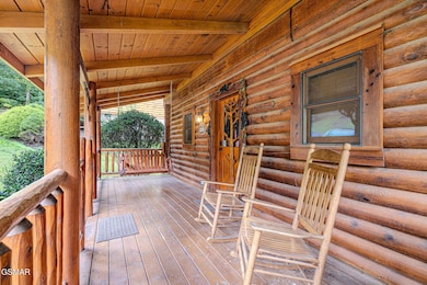 3310 Covered Bridge Way, Sevierville, TN 37862 - photo 4