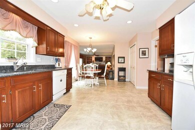 9 Dellwood Ct, Cockeysville, MD 21030 - photo 7