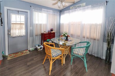 102 N Saint George Cir, Apollo Beach, FL 33572 - photo 6