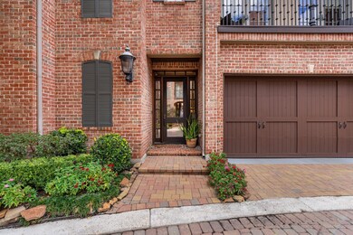 1010 Nantucket Dr unit F, Houston, TX 77057 - photo 2