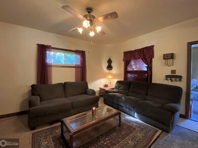 704 E Division St, Audubon, IA 50025 - photo 5