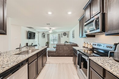 10757 Castle Rock Dr, Cleveland, TX 77328 - photo 4