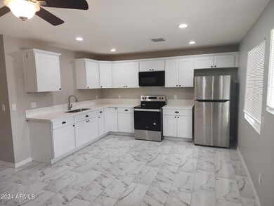 8838 N 2nd St unit 6, Phoenix, AZ 85020 - photo 3