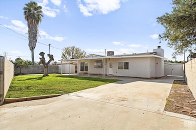 2316 Vicki Ln, Bakersfield, CA 93308 - photo 2