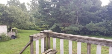 22 Raymond St, Dudley, MA 01571 - photo 5