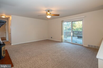 611 Capri Rd, Lancaster, PA 17603 - photo 4