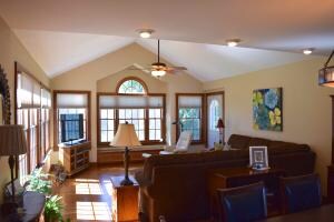 209 Orchard Ln, Columbus Junction, IA 52738 - photo 2