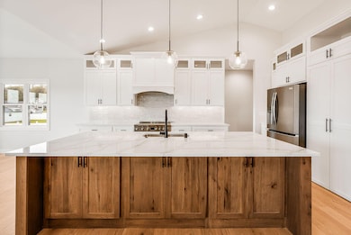 264 Southern Dr, Holmen, WI 54636 - photo 4