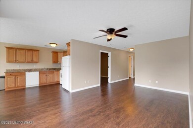 467 Woodlake Dr, Mount Washington, KY 40047 - photo 7