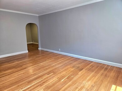 116 Sewall Ave unit 3, Brookline, MA 02446 - photo 6