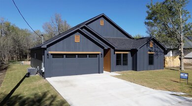 128 W Pauwela Ln, Bastrop, TX 78602 - photo 2