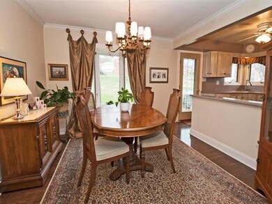 Everyone is comfortable in this dining room whethe